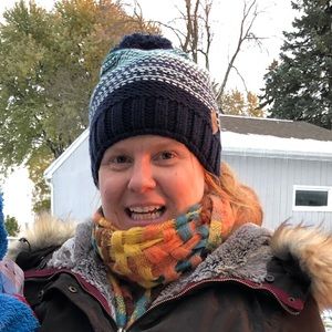 Meet your Posher, Courtney